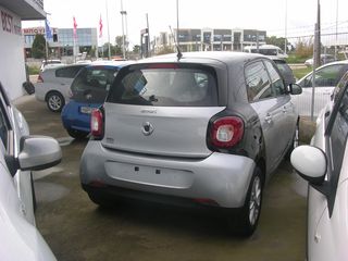 Smart ForFour 2016-thumb-4