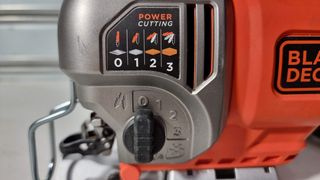 Σέγα Black and Decker 650W-thumb-6