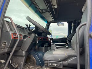 Volvo 1998 FH420 ADR FL-thumb-7