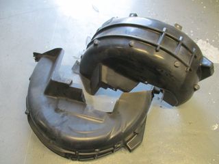 Πλαστικοί θόλοι πίσω για Peugeot 3008 | MAXAIRASautoparts