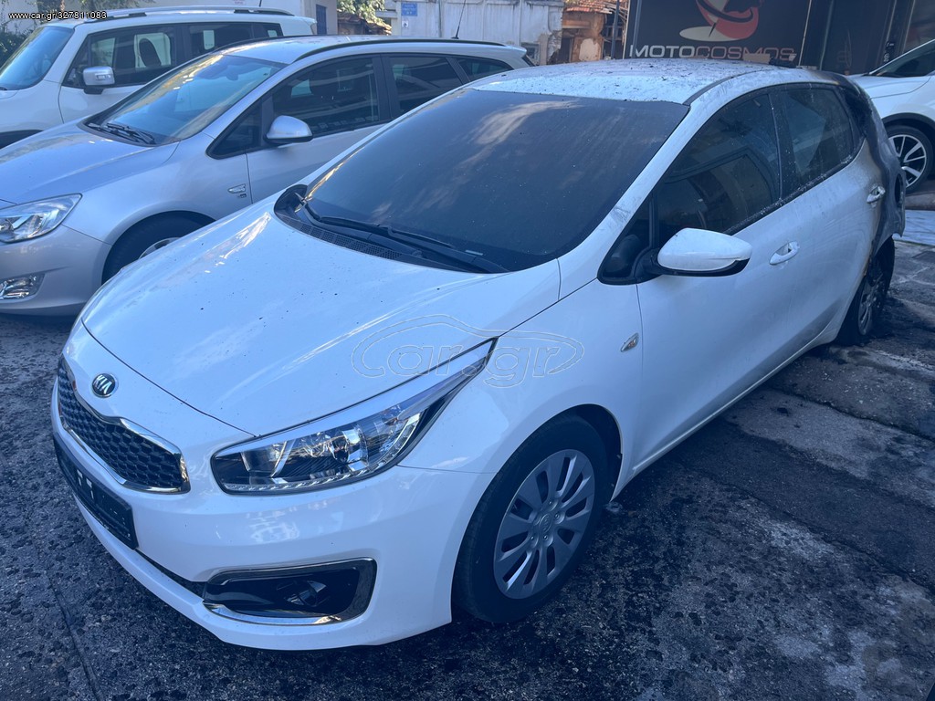 Kia Ceed / cee'd 2018 PREMIUM EURO 6 ΚΑΜΕΝΟ