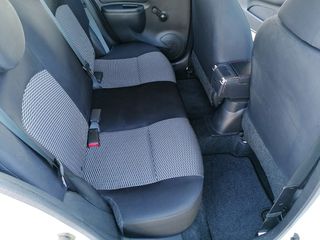 Nissan Micra 2016-thumb-8