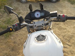 KAWASAKI VERSYS 650-thumb-10