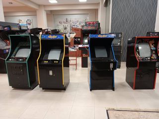 Arcade retro old games pacman pinball venos games