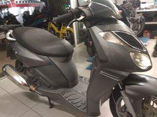 Aprilia SportCITY 250 i.e. 2008-thumb-3