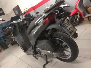 Aprilia SportCITY 250 i.e. 2008-thumb-6