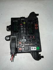 OPEL INSIGNIA 08-13 Ασφαλειοθήκη 