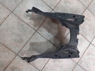 ΠΛΑΣΤΙΚΑ PIAGGIO BEVERLY-thumb-12