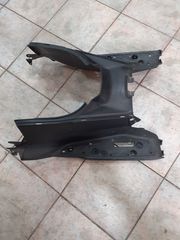 ΠΛΑΣΤΙΚΑ PIAGGIO BEVERLY-thumb-15