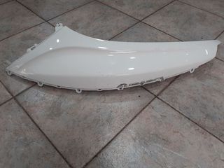 ΠΛΑΣΤΙΚΑ PIAGGIO BEVERLY-thumb-16