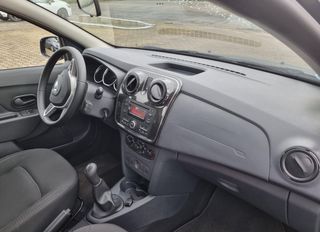 Dacia Sandero 2017-thumb-2