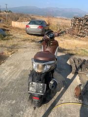 Piaggio Beverly 125 2013-thumb-2