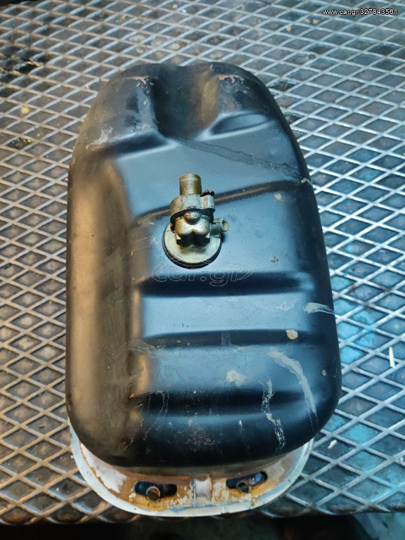 Vespa P 200 τεποζιτο βενζίνης 