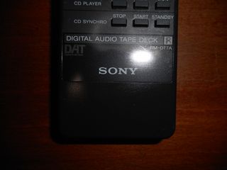 ORIGINAL REMOTE CONTROL SONY RM - D77A-thumb-1