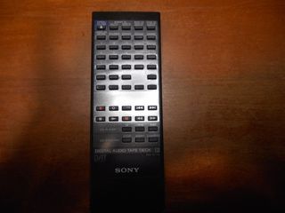 ORIGINAL REMOTE CONTROL SONY RM - D77A-thumb-2