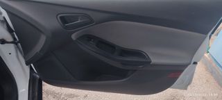 Ford Focus 2013 TURNIER AMBIENTE KOMBI-thumb-19