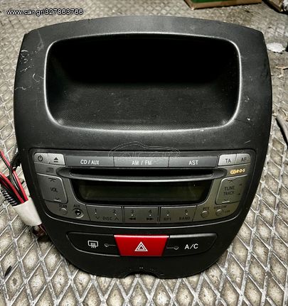 CD PLAYER TOYOTA AYGO 06-14