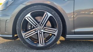 Volkswagen Golf 2016 R-thumb-33