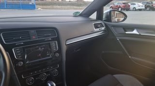Volkswagen Golf 2016 R-thumb-17