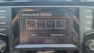 Volkswagen Golf 2016 R-thumb-18