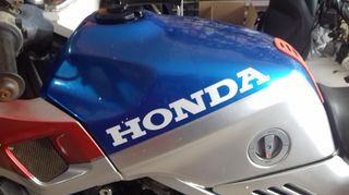 Honda VF 1000 1985-thumb-20