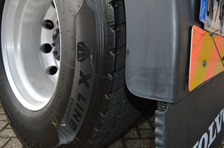 Volvo 2015 FH 500 ADR FL RETARTER -thumb-13