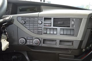 Volvo 2015 FH 500 ADR FL RETARTER -thumb-14