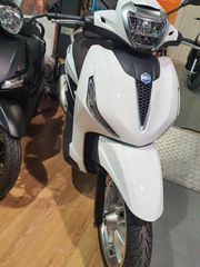 Piaggio Beverly 300i '24