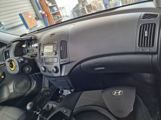 Hyundai i30 2008-2012-thumb-5