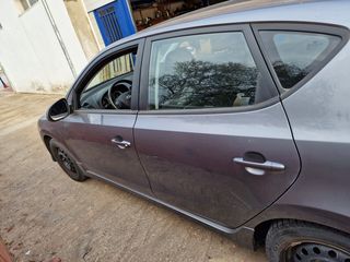Hyundai i30 2008-2012-thumb-3