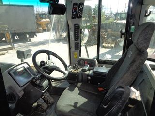 Φορτωτής Με Λάστιχα CAT 2014 950K-thumb-25