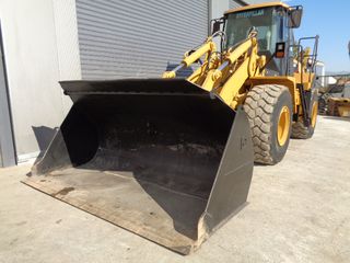 Φορτωτής Με Λάστιχα CAT 2007 IT62H-thumb-16
