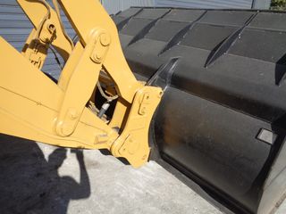 Φορτωτής Με Λάστιχα CAT 2007 IT62H-thumb-21