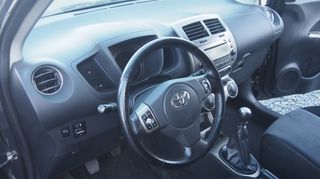 Toyota Urban Cruiser 2013  1.4 D-4D Trek+ 4x4-thumb-20