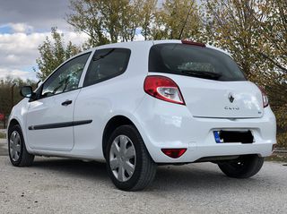 Renault Clio 2012 1.5 dCi Eco2-thumb-5