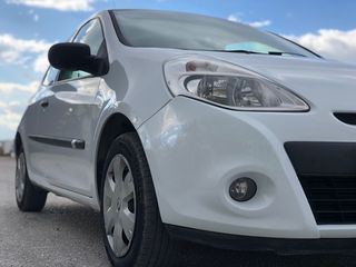 Renault Clio 2012 1.5 dCi Eco2-thumb-6