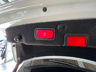 Mercedes-Benz C 200 2015 AMG LINE-thumb-29