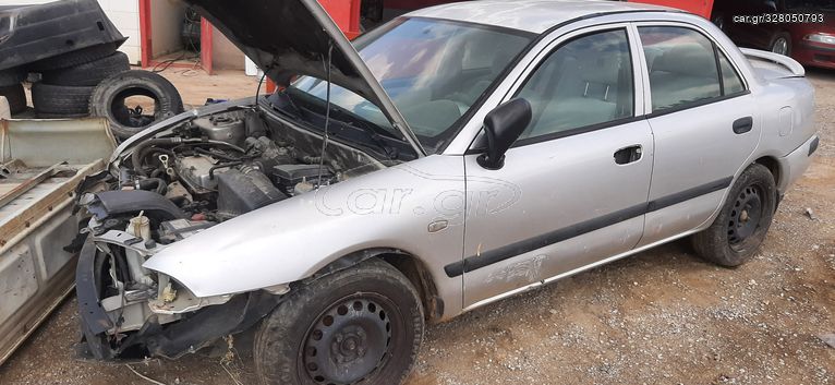 Mitsubishi Carisma 2001