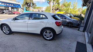 Mercedes-Benz GLA 200 2016  Urban 1600cc 7G-DCT Panorama -thumb-13