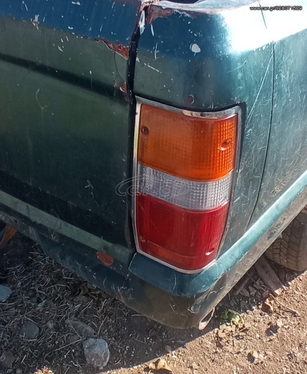 Φανάρι πίσω δεξιό για Mitsubishi L200 κωδικός μηχανής 4D54 4Χ4. Κ34 92-97