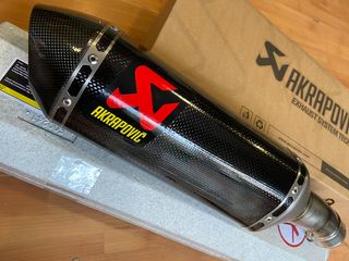 AKRAPOVIC XR-1000 2022