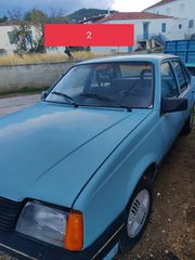Opel Ascona 1982-thumb-1