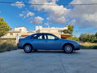 Ford Mondeo 2001-thumb-10
