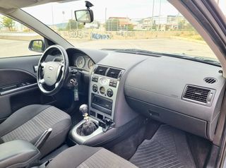 Ford Mondeo 2001-thumb-3