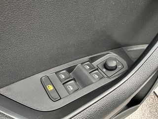Skoda Karoq 2019 1.6 TDi Ambition 116hp-thumb-50