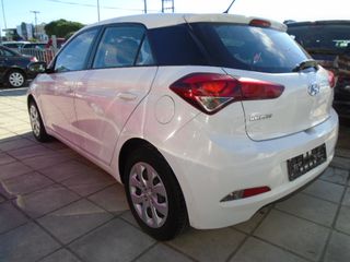 Hyundai i 20 2015-thumb-3