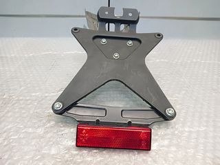 Ducati 749/999 βάση πινακίδας ( βγήκε από μηχανή βιτρίνας!)
