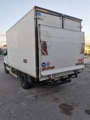 Ψυγείο Mercedes-Benz 2011 516-thumb-6