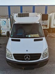 Ψυγείο Mercedes-Benz 2011 516-thumb-1