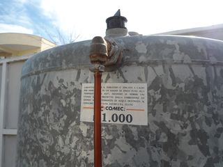 ΔΕΞΑΜΕΝΗ ΓΑΛΒΑΝΙΖΕ ΚΑΘΕΤΗ 1000 L-thumb-2